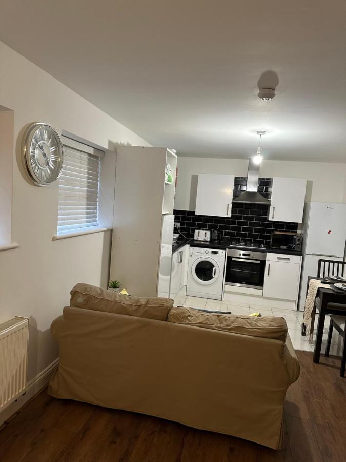 Beautiful Hoe Street Dream Ground Floor One Bedroom Apartment London Eksteriør bilde