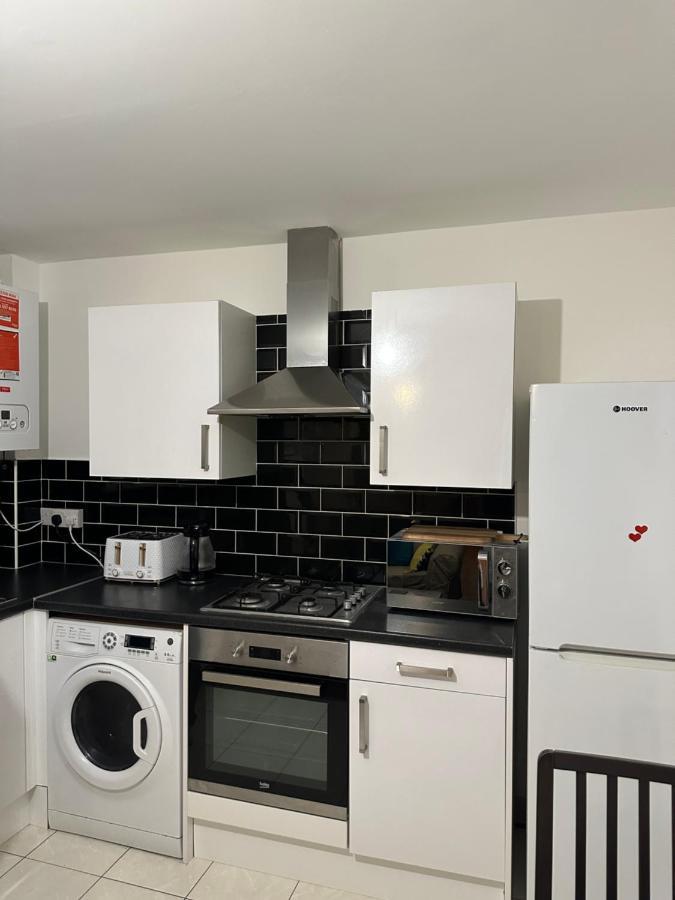 Beautiful Hoe Street Dream Ground Floor One Bedroom Apartment London Eksteriør bilde