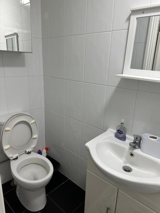 Beautiful Hoe Street Dream Ground Floor One Bedroom Apartment London Eksteriør bilde